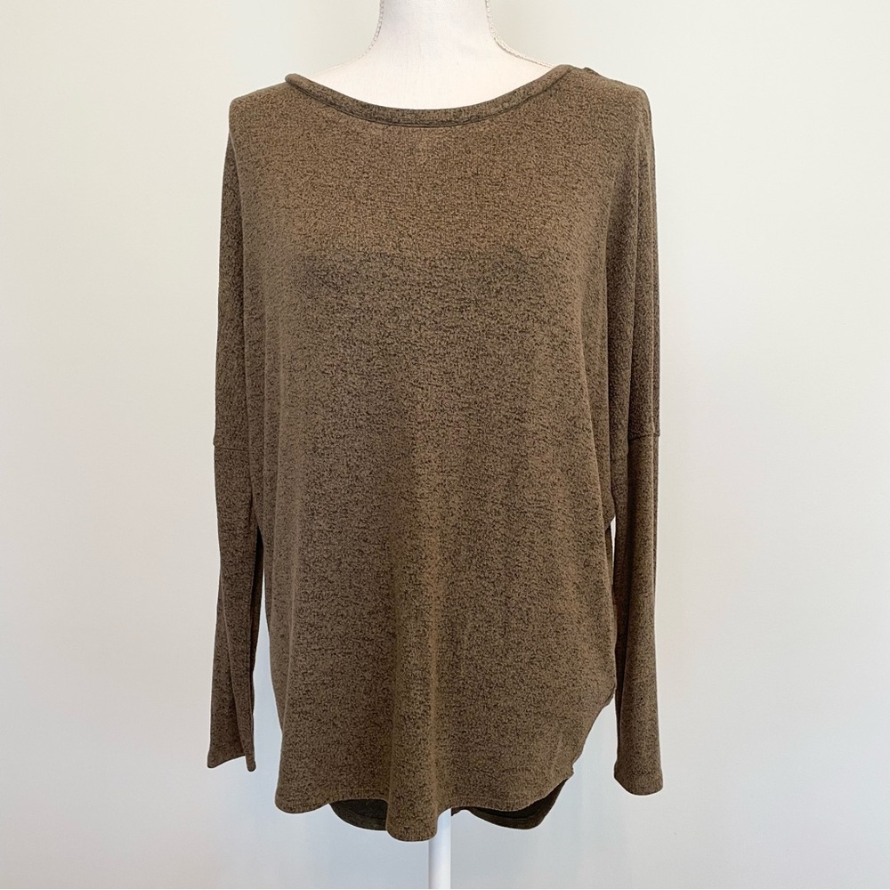Express One Eleven | Size: Small